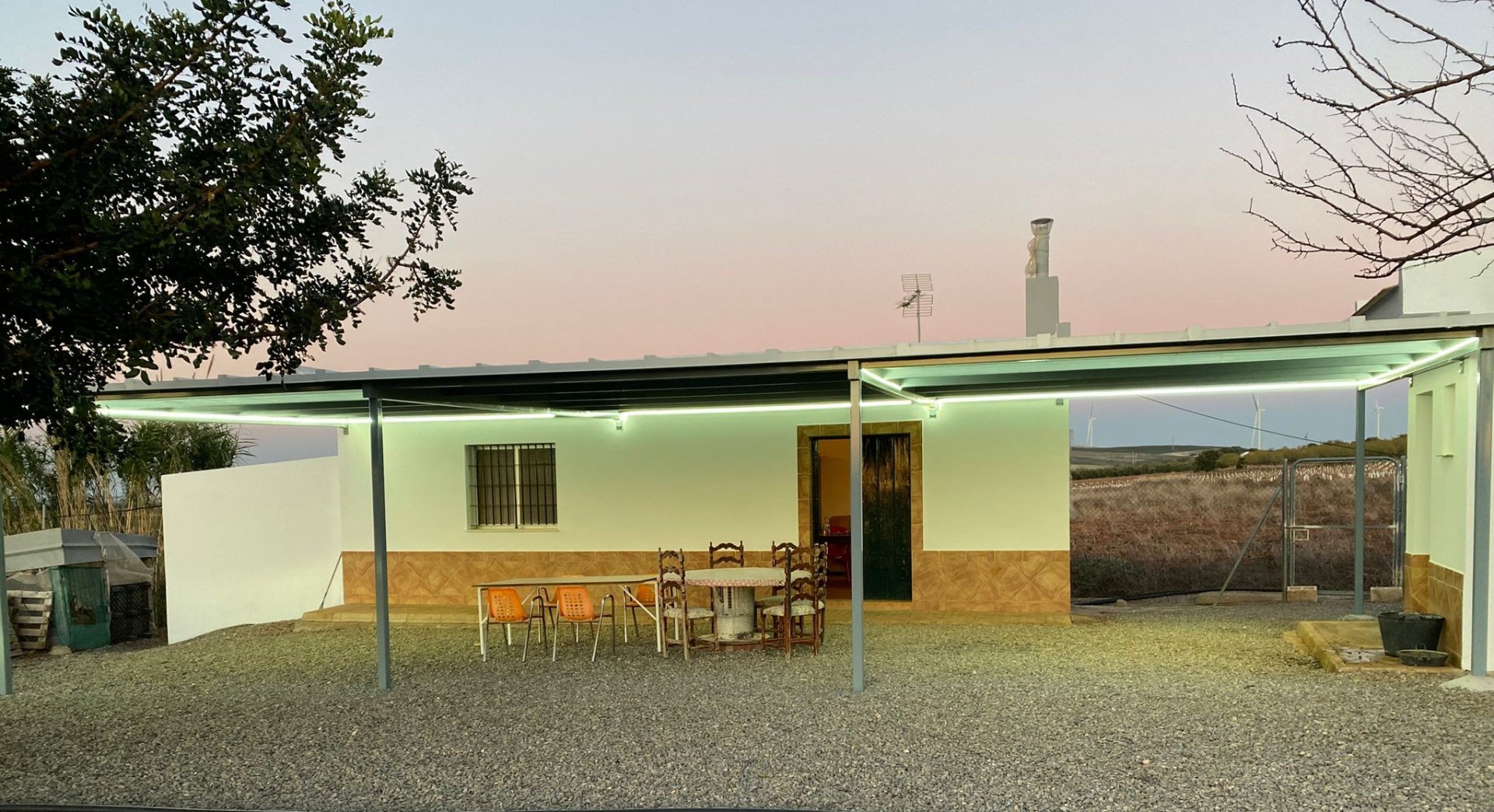 Finca · El Cuervo · 1 hab.