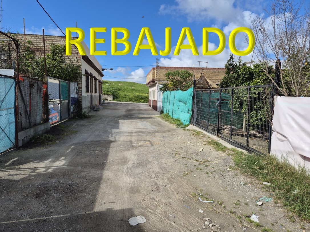 Solar · Las Cabezas de San Juan · 1 hab.