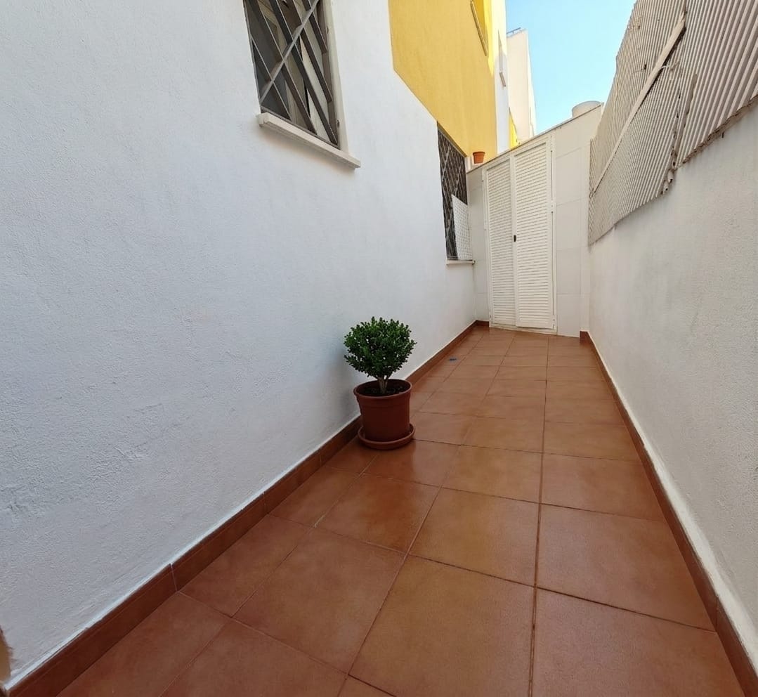 Planta Baja · Rota · 2 hab.