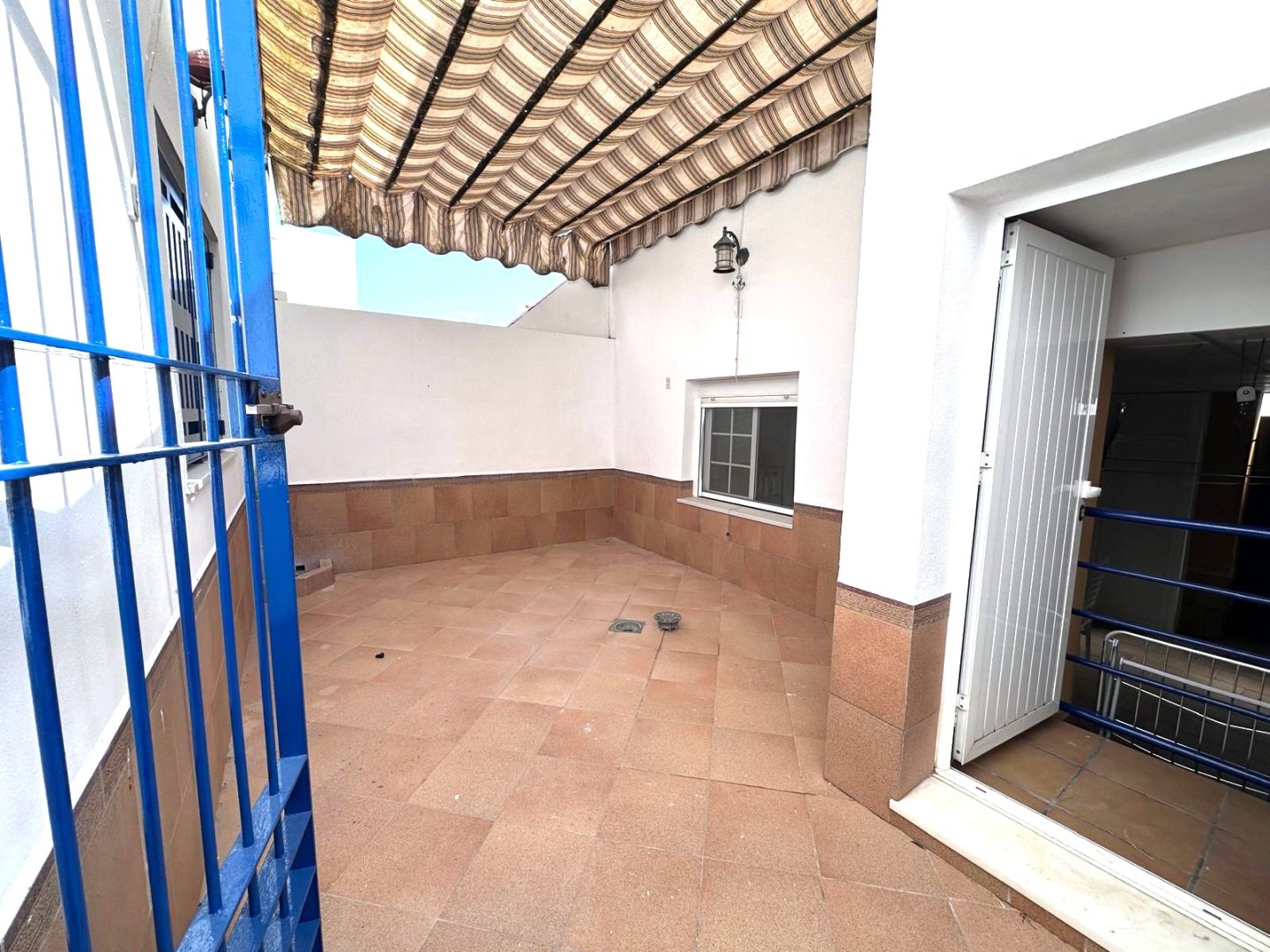 Unifamiliar · Lebrija · 4 hab.