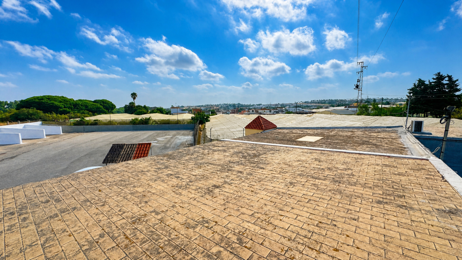 Nave Industrial · Sanlucar De Barrameda