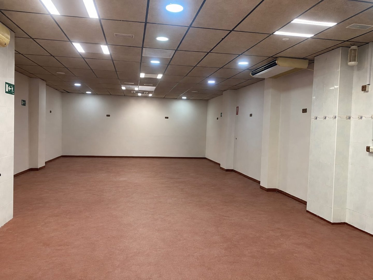 Local Comercial · Las Cabezas de San Juan