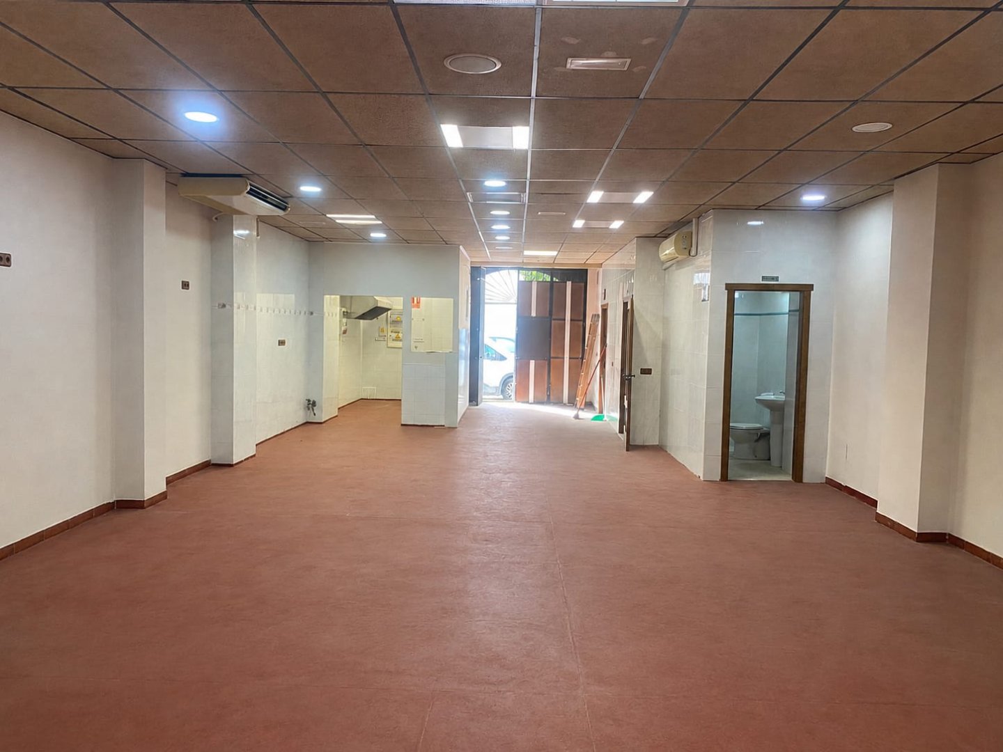 Local Comercial · Las Cabezas de San Juan