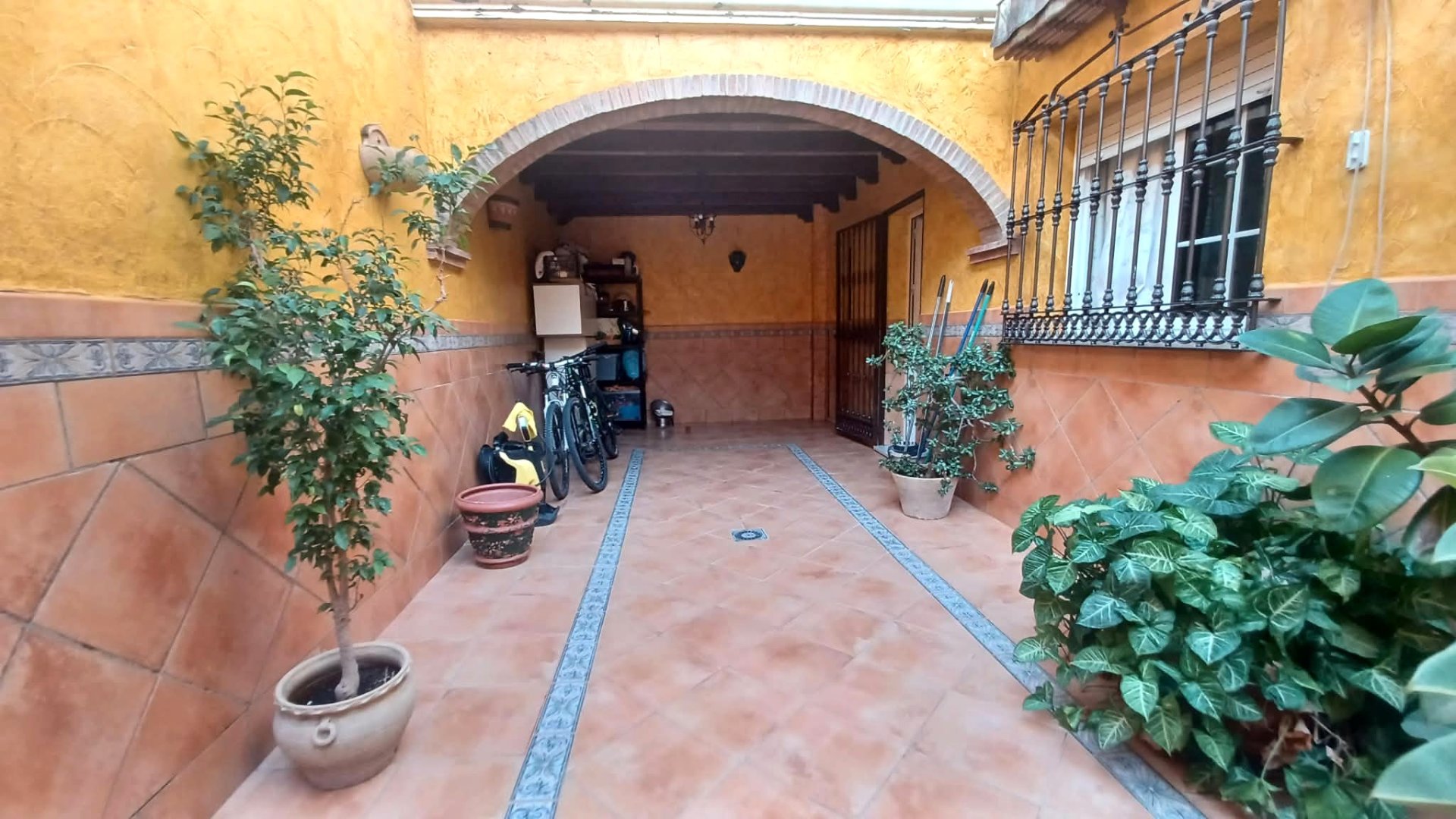 Casa · El Cuervo · 3 hab.