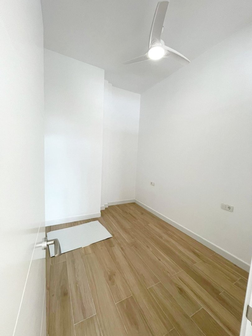 Commercial Premises · Rota · 2 hab.