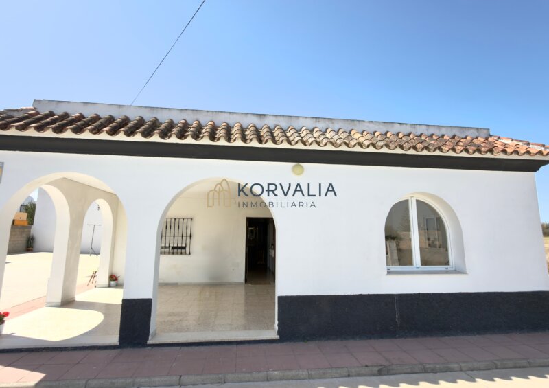 Casa con Terreno en CAPUCHINOS, Sanlúcar de Barrameda - 2